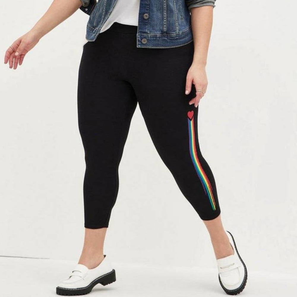 Torrid 1 (1X 14/16)‎ Rainbow Pride Heart Tattoo Love Black Premium Crop Leggings